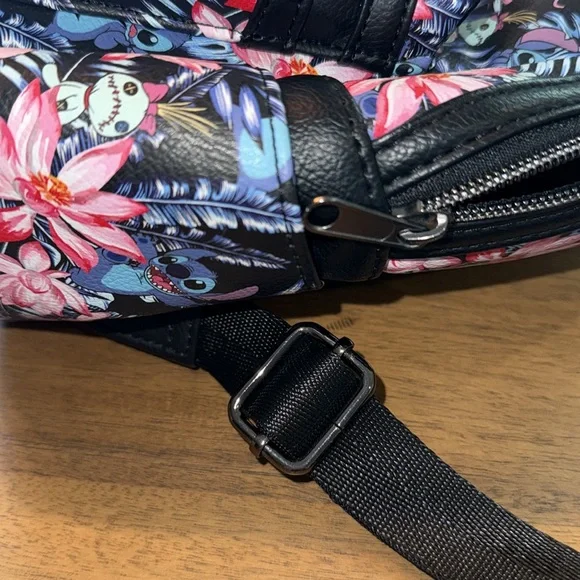 Loungefly Disney Backpack - Picture 7 of 8